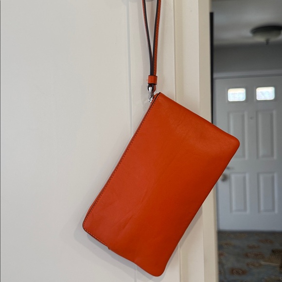 COACH Orange Leather Wristlet EUC - Picture 3 of 12